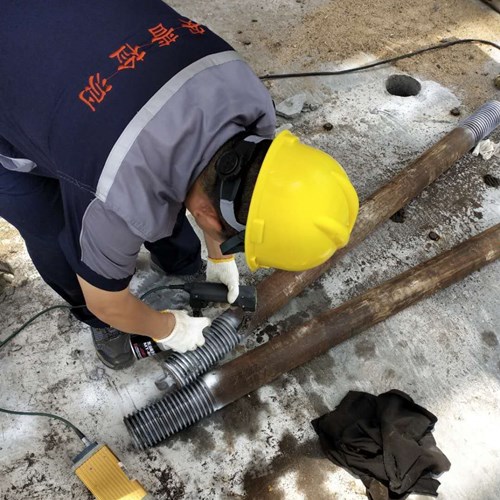 廣州黃埔大橋龍門吊無損檢測500-4.jpg